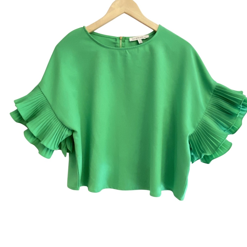 Love Letter Collection, Women's size small Green Blouse,‎  Short, Ruffle sleeve